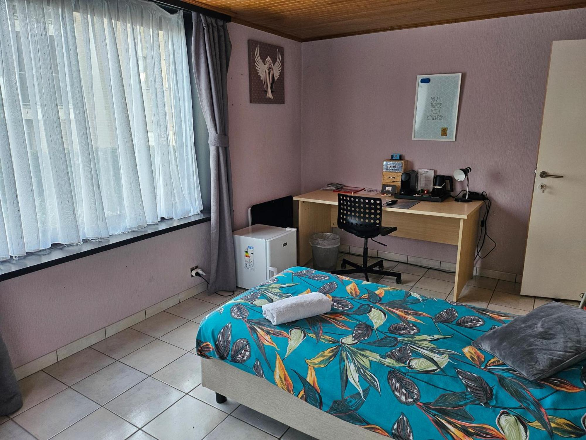Homestay Gent-Merelbeke Self Check-In Service Melle Phòng bức ảnh